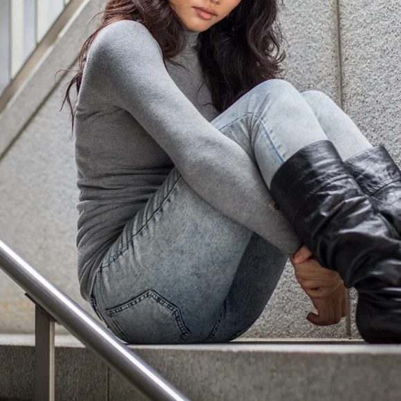 Zara Gray Long Sleeve Turtleneck Sweater with Button Cuff Detail - Picture 3 of 4